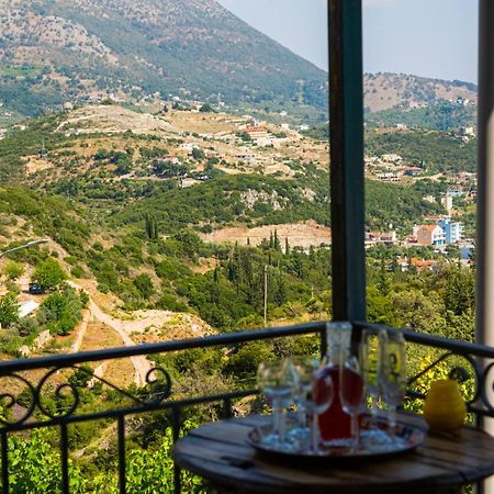 Alonia Apartment Химара Экстерьер фото