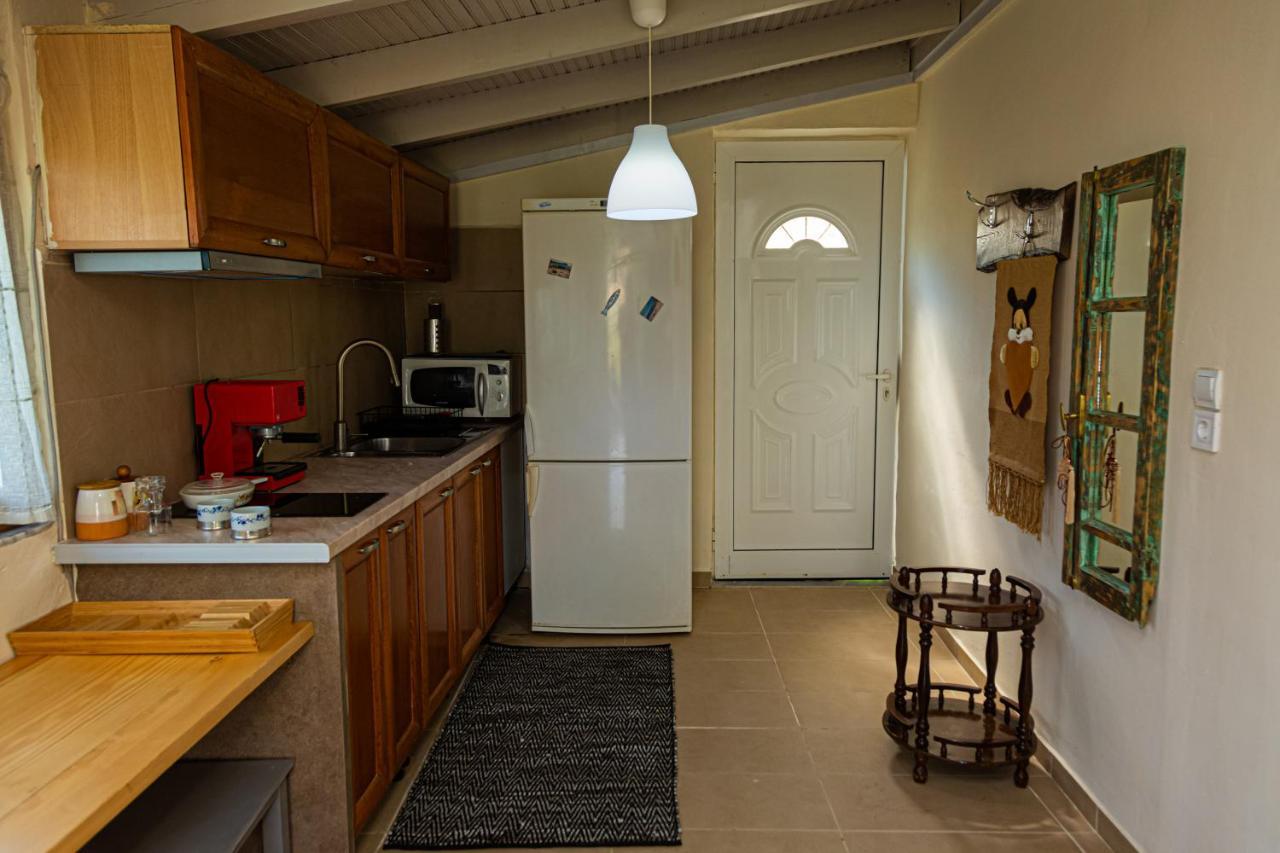 Alonia Apartment Химара Экстерьер фото