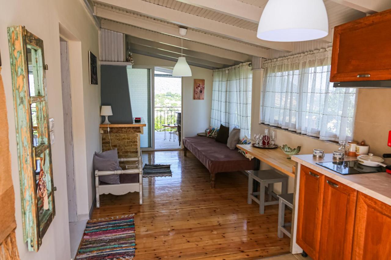Alonia Apartment Химара Экстерьер фото